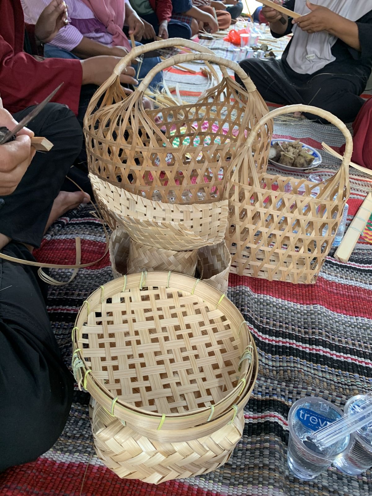 Kerajinan Anyaman Bambu Binangun: Dari Tangan Terampil Menuju Perekonomian Kreatif