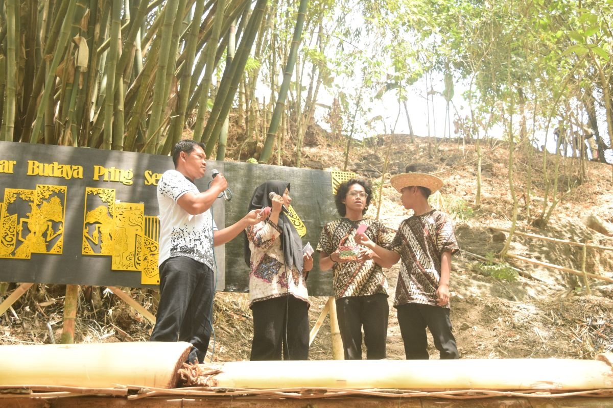 UMSIDA dan Dusun Binangun Berkolaborasi Kembangkan Potensi Wisata Coban serta Pasar Pring Sewu